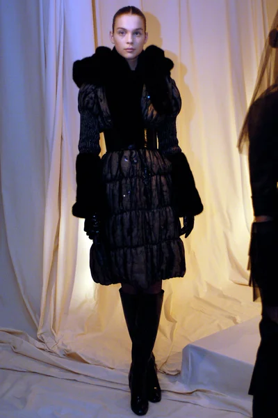Look 8